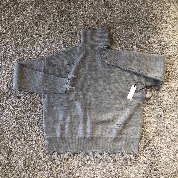 ✨ SALE NWT Lovers and Friends Arlington Sweater - Picture 5 of 8